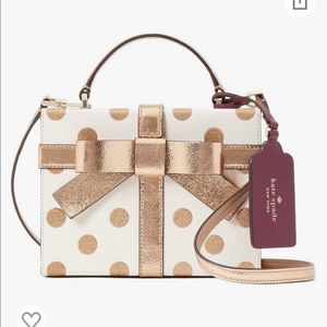 NEW Kate Spade Wrapping Party Gift Box Crossbody Bag,gold white.Limited Edition